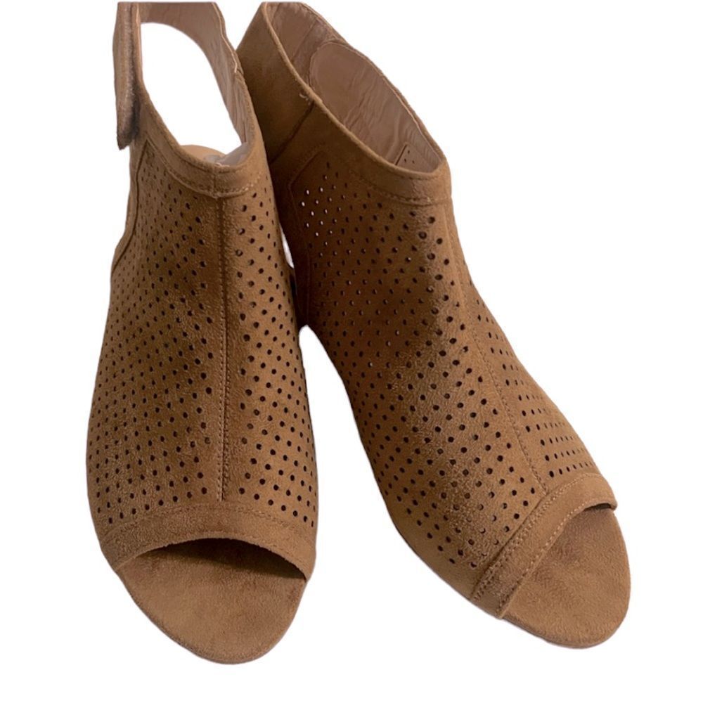 HEAVENLY SOLES Women’s Faux Suede Open Toe Sandals Shoes